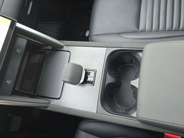Certified 2025 Land Rover Discovery Sport S image 28