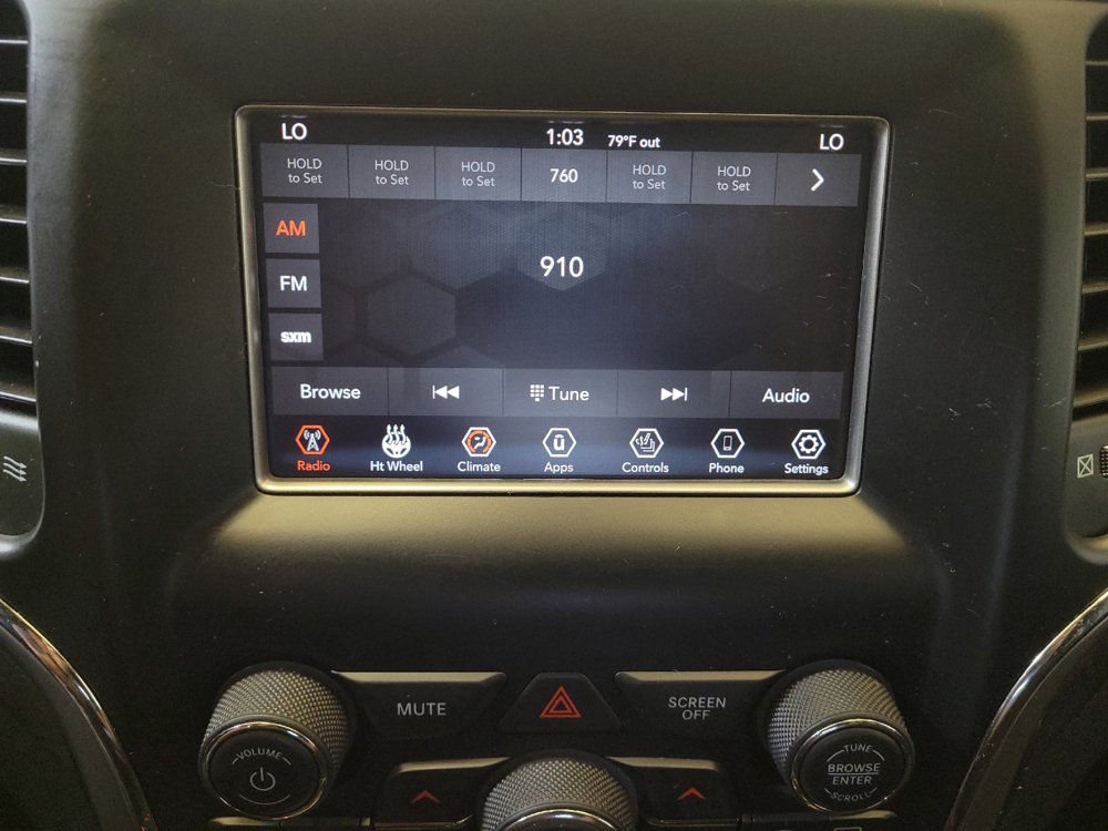Used 2018 Jeep Grand Cherokee Laredo AWD/4WD image 25