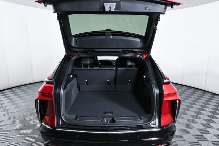 New 2025 Cadillac Lyriq Luxury image 24