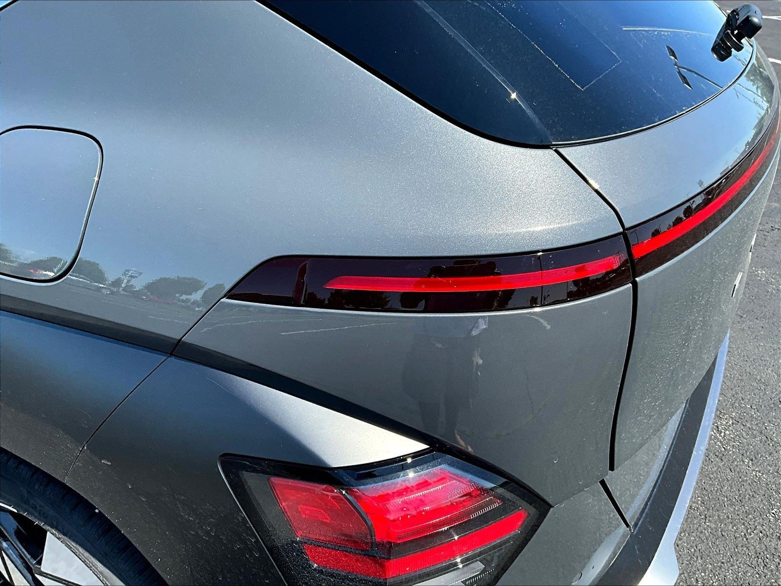 Used 2025 Hyundai Kona Limited FWD image 23