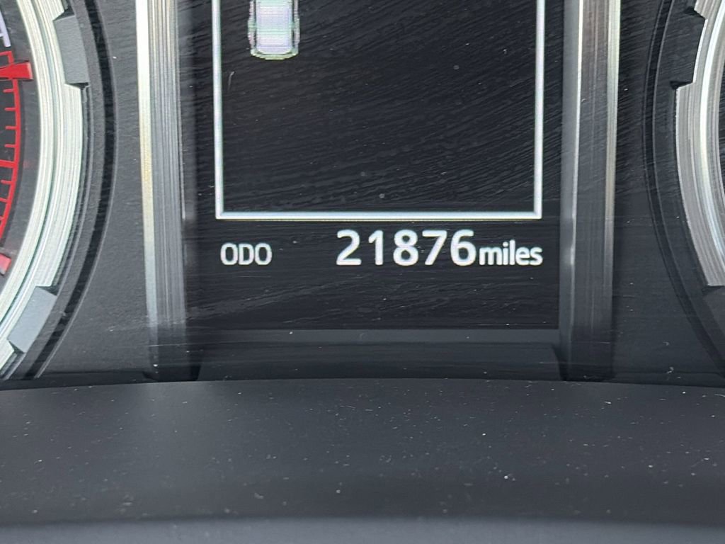 Used 2021 Toyota 4Runner Limited RWD image 13