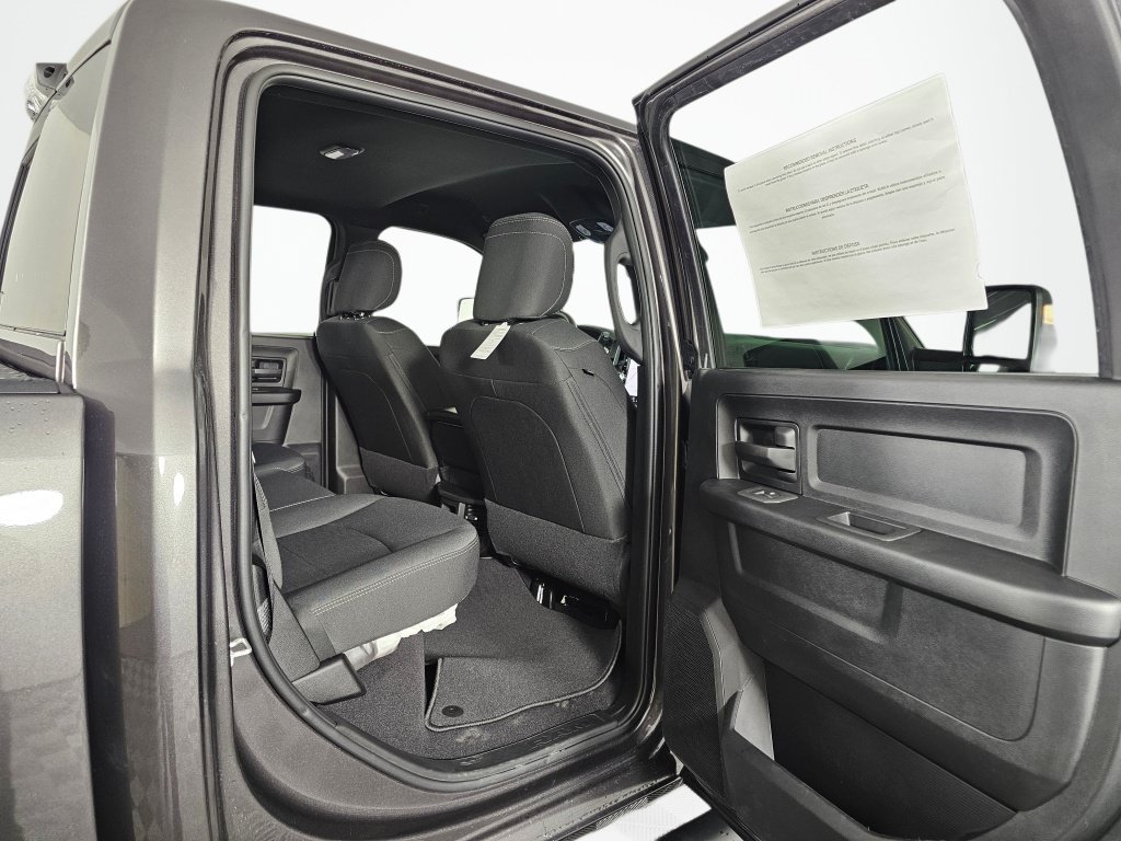 New 2026 RAM 3500 Tradesman AWD/4WD image 34