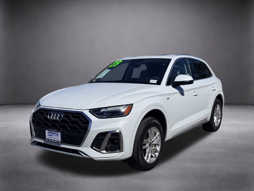 Used 2023 Audi Q5 2.0T Premium w/ Convenience Package AWD/4WD image 4