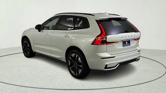 New 2026 Volvo XC60 B5 Plus w/ Climate Package PRO AWD/4WD image 5