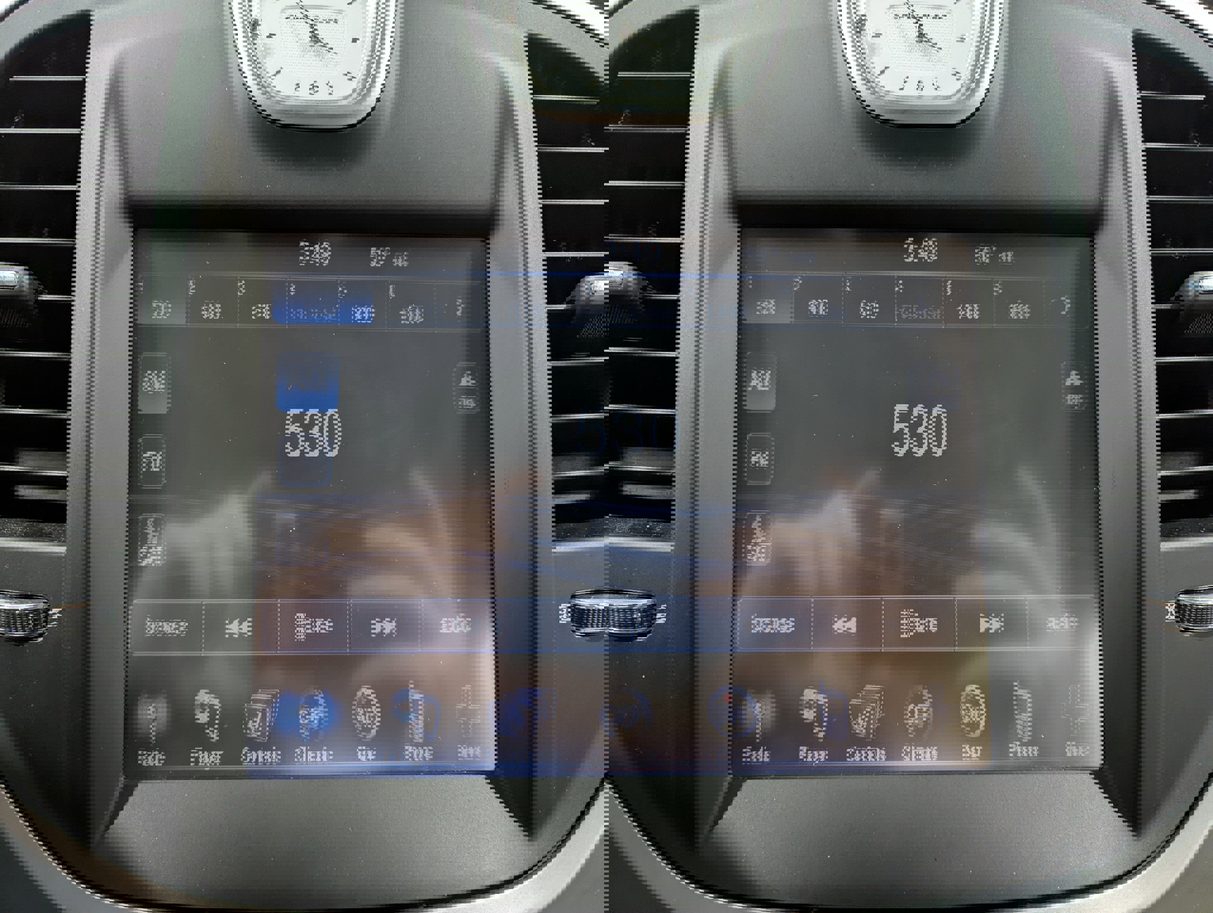 Used 2013 Chrysler 300 C w/ Light Group image 20