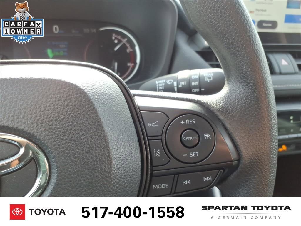 Used 2025 Toyota RAV4 XLE image 17