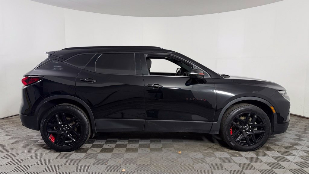 Used 2022 Chevrolet Blazer LT w/ Redline Edition AWD/4WD image 11