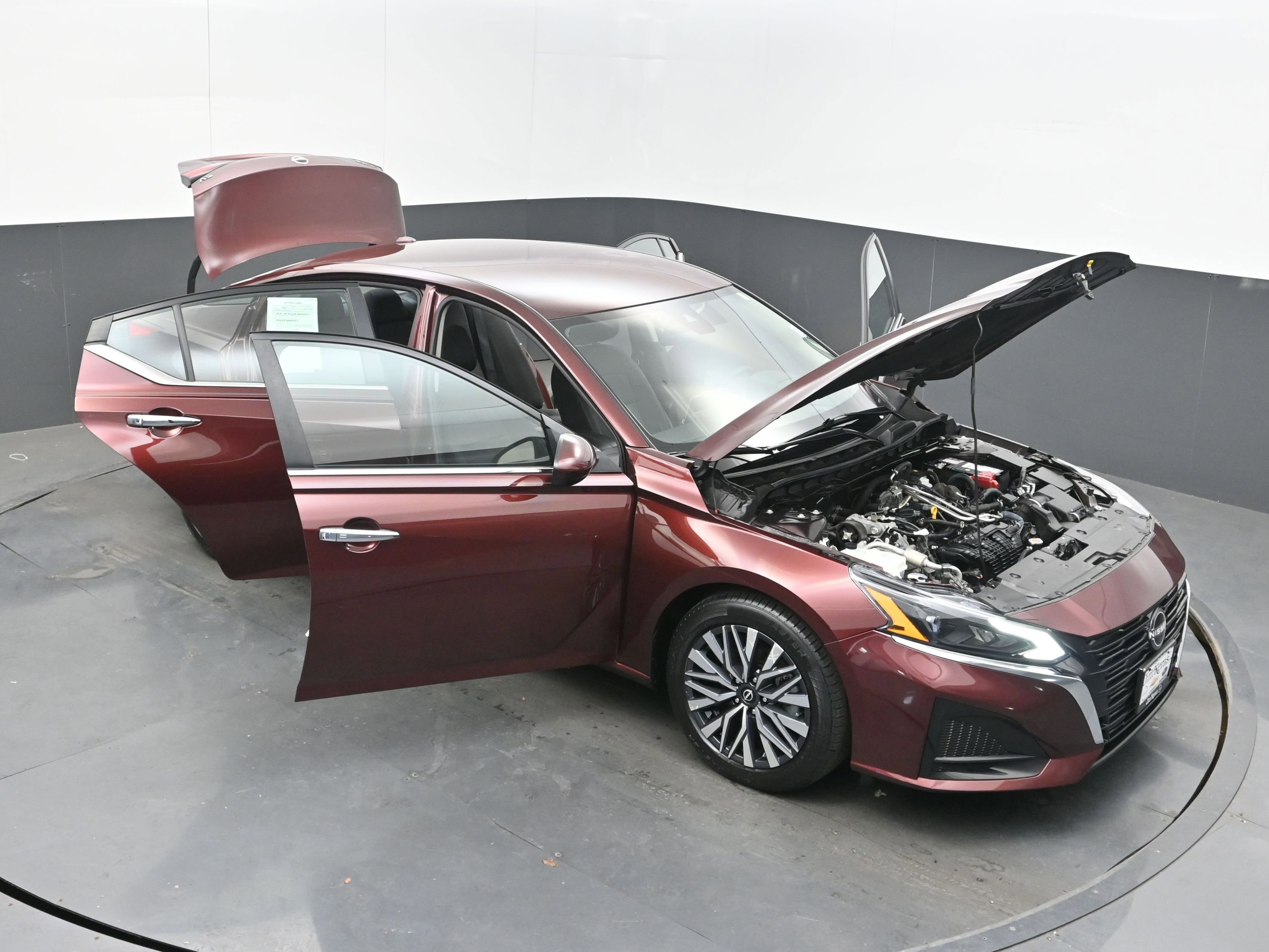 Used 2023 Nissan Altima 2.5 SV image 38