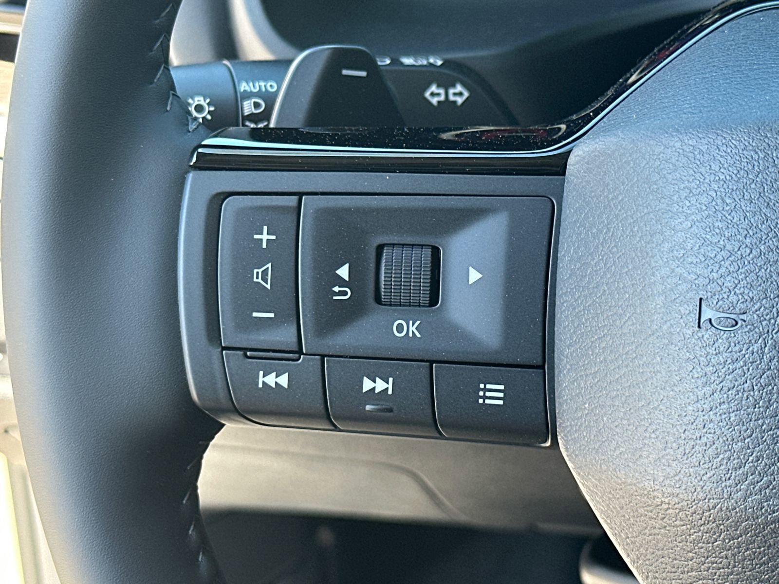 New 2026 Nissan Rogue Platinum w/ Platinum Premium Package image 24