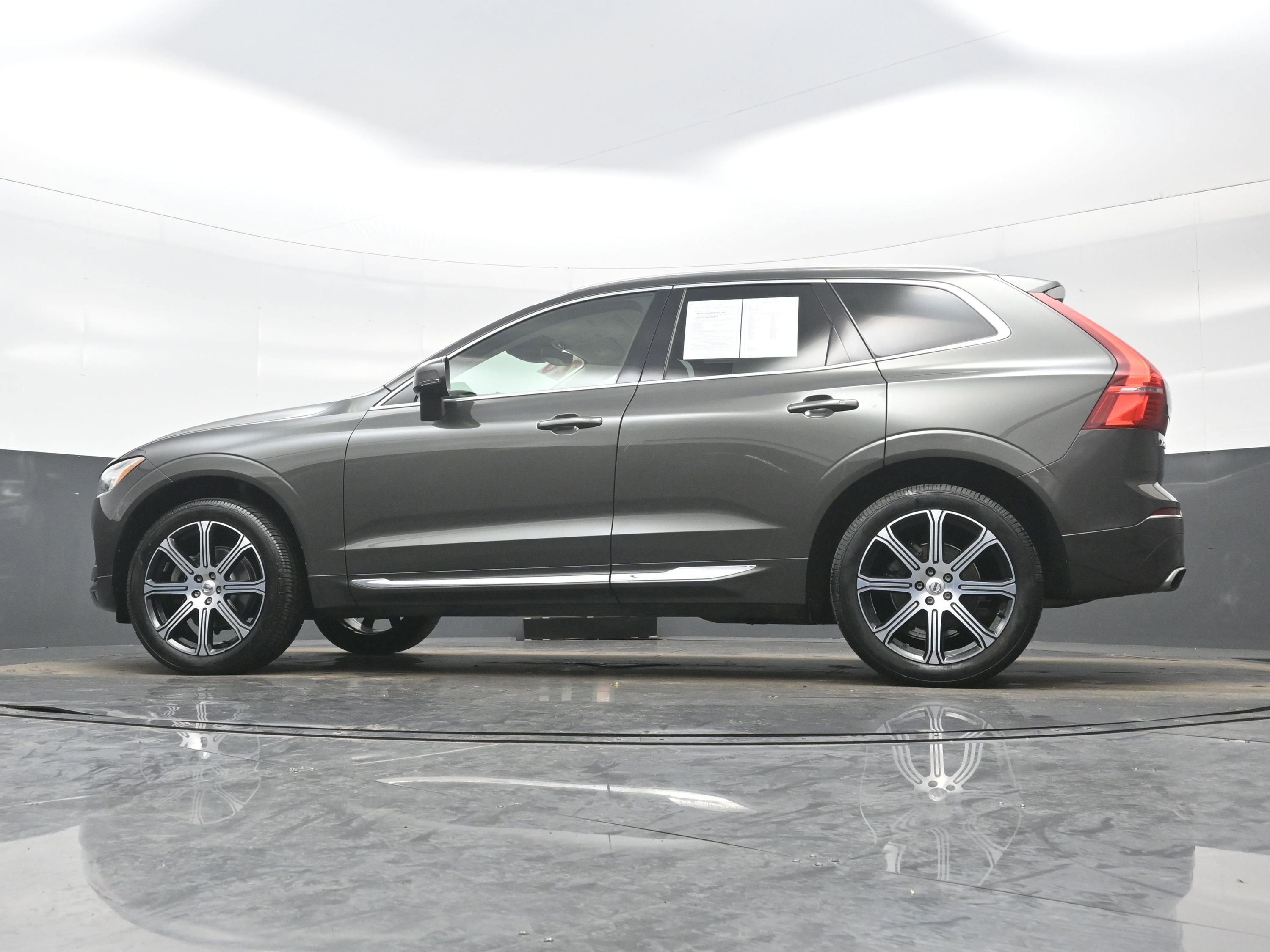 Used 2020 Volvo XC60 T5 Inscription w/ Protection Package Premier image 30