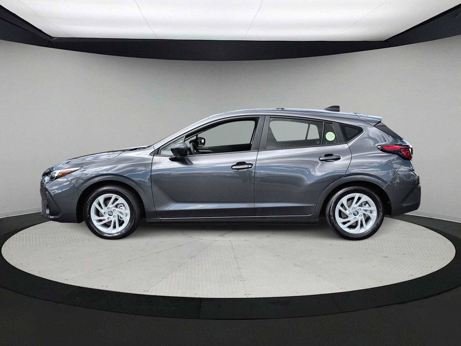 Certified 2025 Subaru Impreza 2.0i image 5