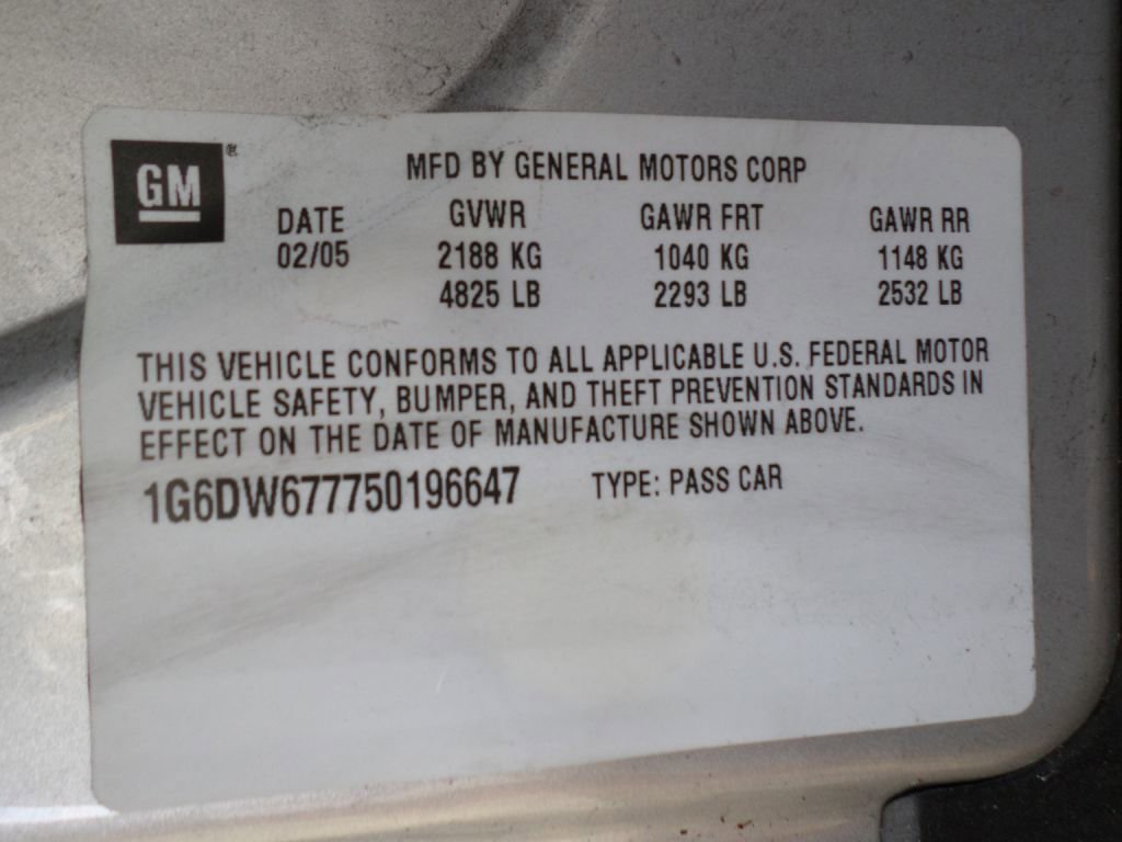 Used 2005 Cadillac STS w/ Preferred Equipment Group RWD image 19