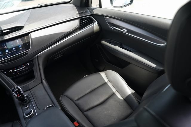 Used 2023 Cadillac XT6 Luxury FWD image 25