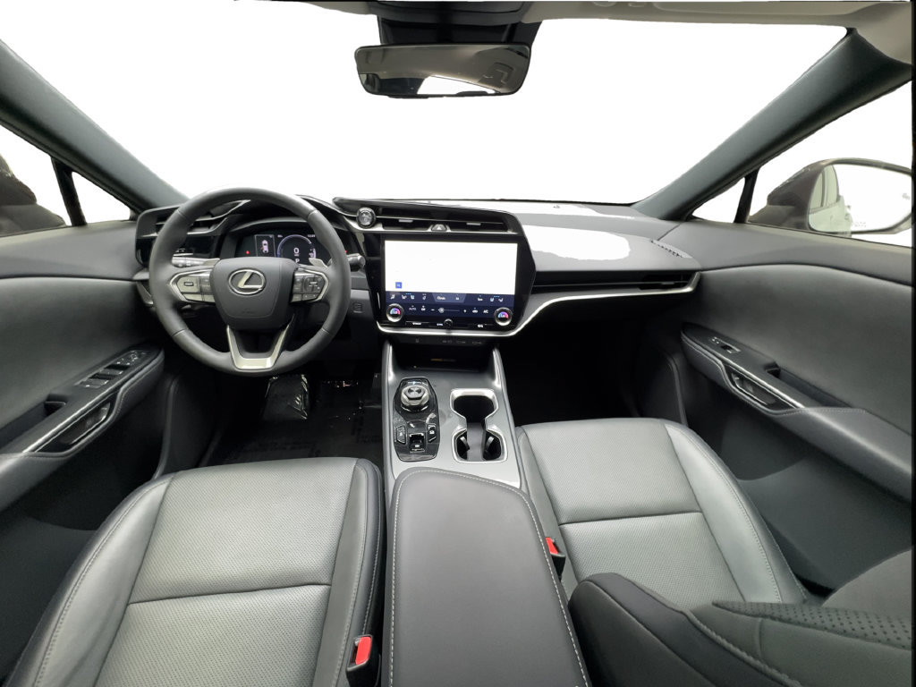 Used 2024 Lexus RZ 300e Premium FWD image 41
