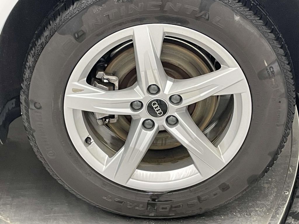 Used 2022 Audi Q5 2.0T Premium image 12