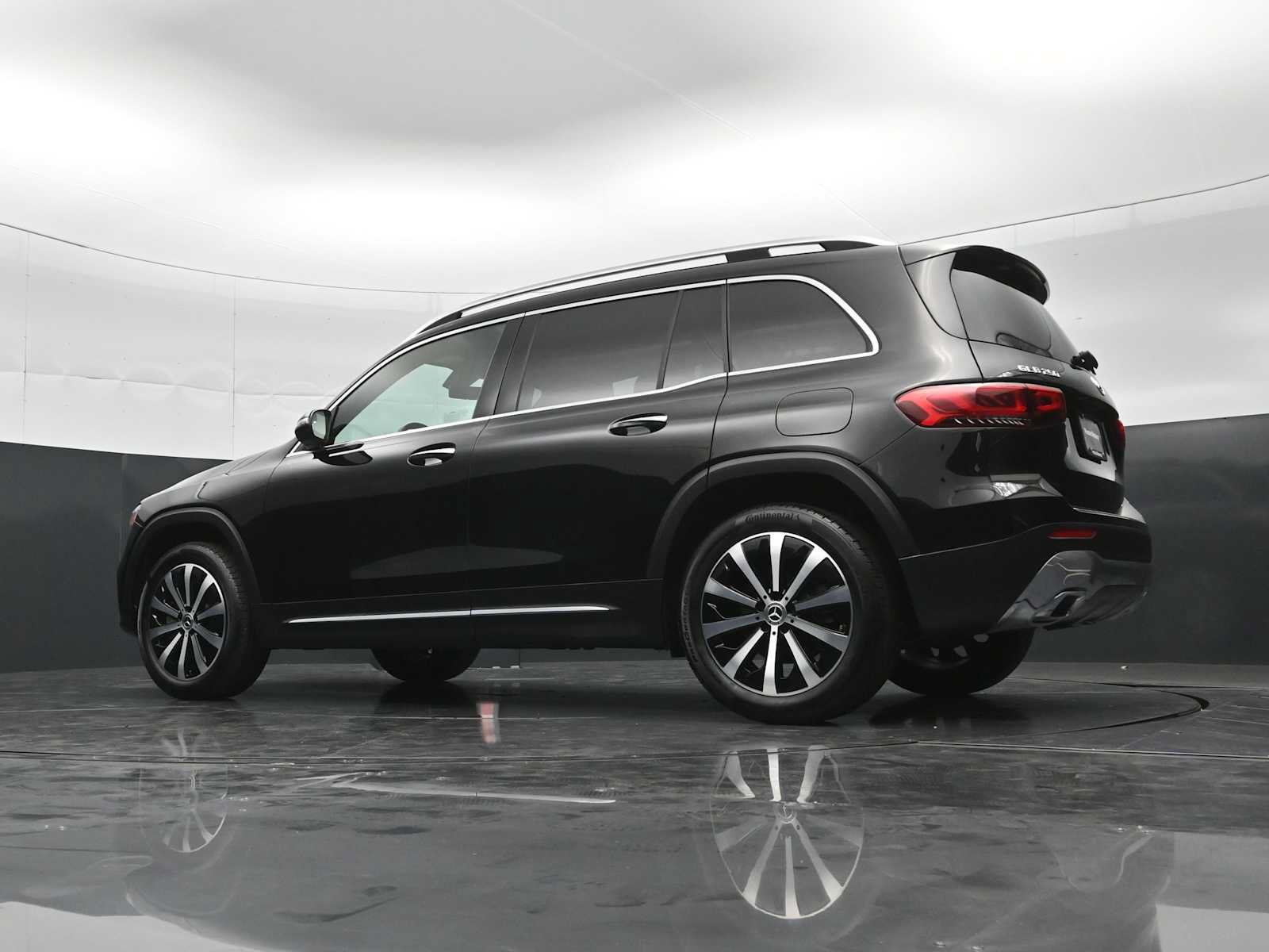 Used 2022 Mercedes-Benz GLB 250 image 37