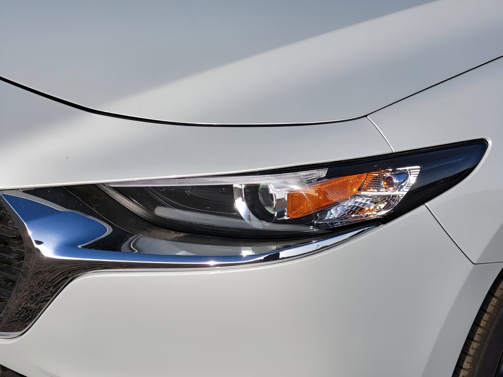 Used 2025 MAZDA MAZDA3 s image 8