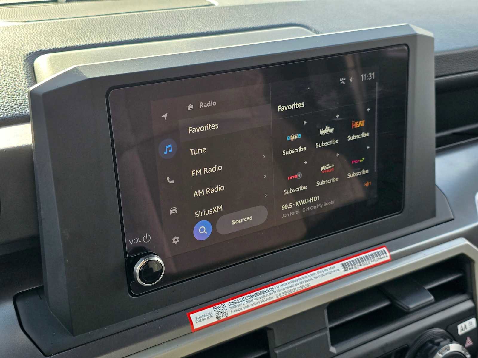 Certified 2025 Toyota Tacoma SR5 image 31