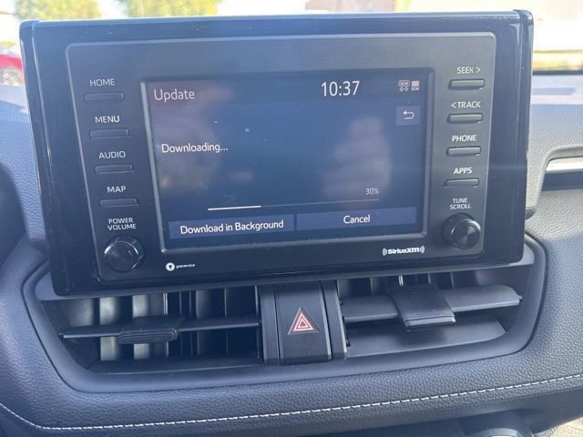 Used 2020 Toyota RAV4 XLE w/ Convenience Package image 11