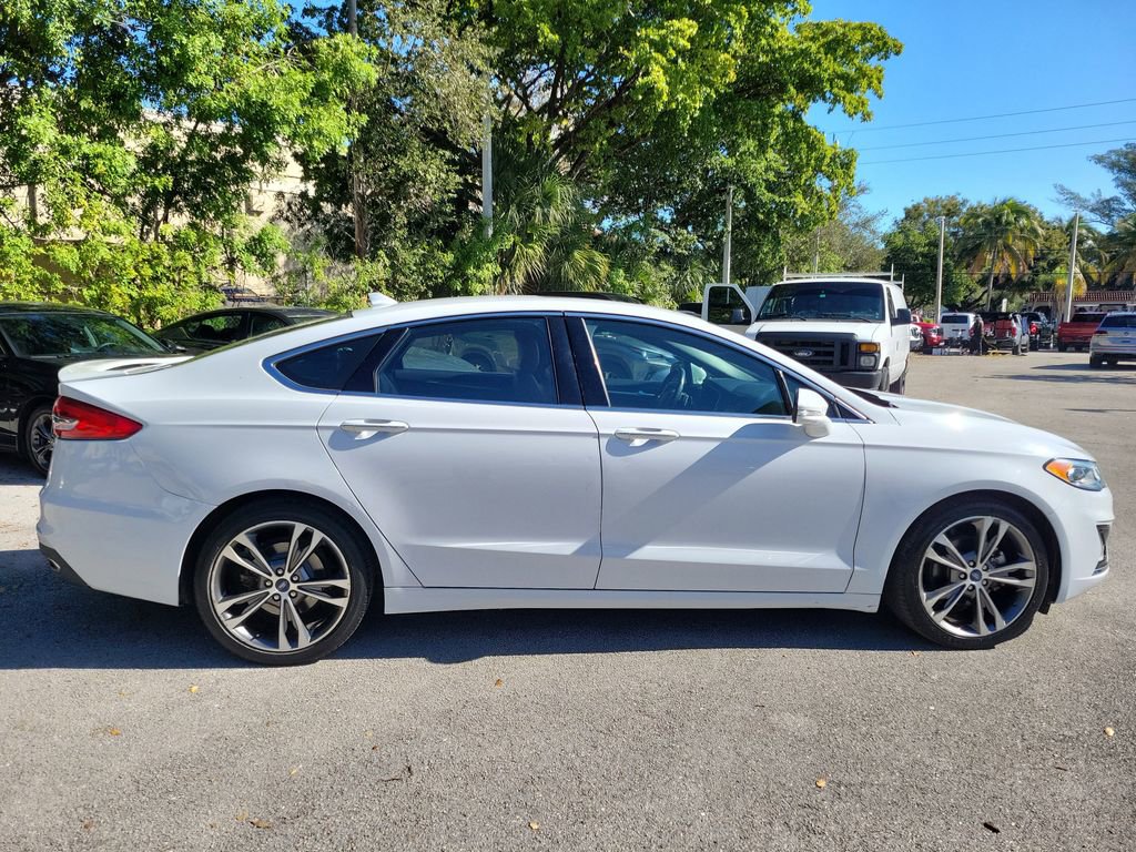 Used 2019 Ford Fusion Titanium image 8
