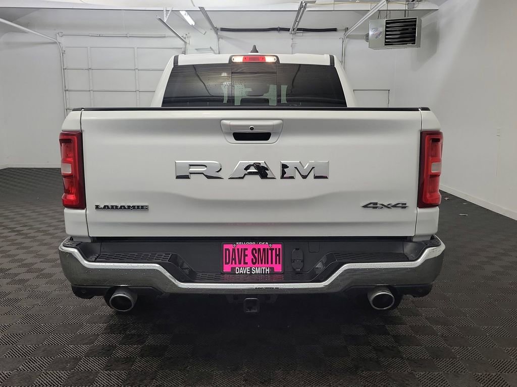 Used 2025 RAM 1500 Laramie AWD/4WD image 8
