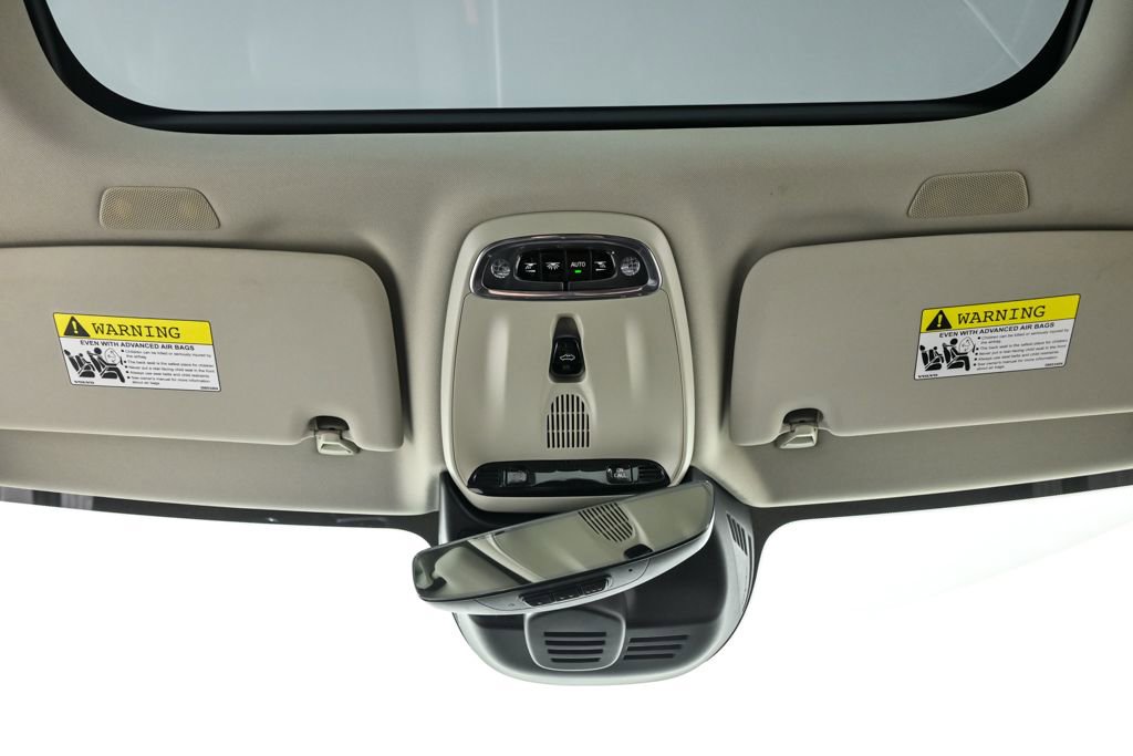 Used 2019 Volvo S60 T5 Momentum image 19