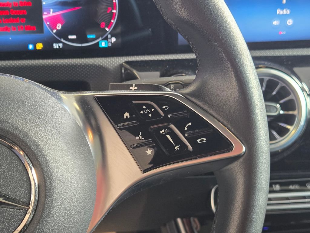 Used 2025 Mercedes-Benz CLA 250 4MATIC image 16