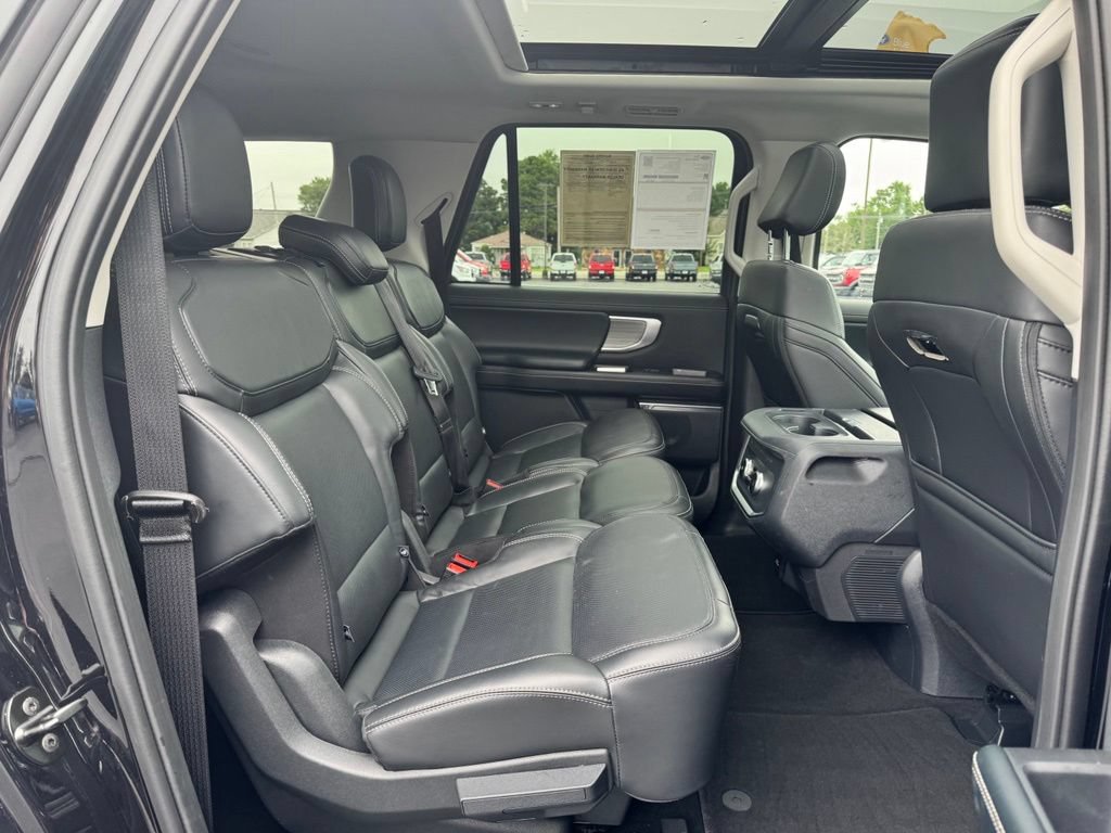 Certified 2025 Ford Expedition Max Platinum AWD/4WD image 19