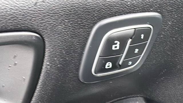 Certified 2023 Ford Escape Platinum w/ Class II Trailer Tow Package image 10