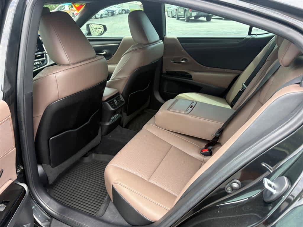 Used 2022 Lexus ES 350 w/ Premium Package FWD image 9