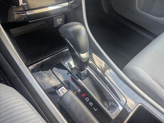 Used 2017 Honda Accord LX image 12