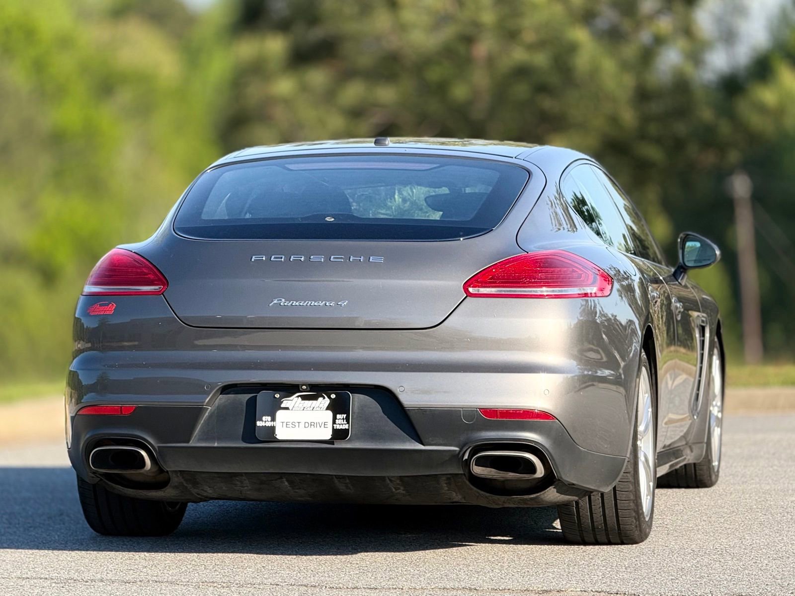 Used 2015 Porsche Panamera 4 image 7