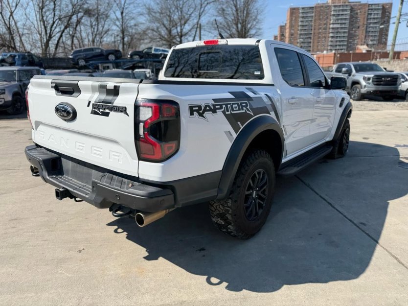 Used 2024 Ford Ranger Raptor image 3