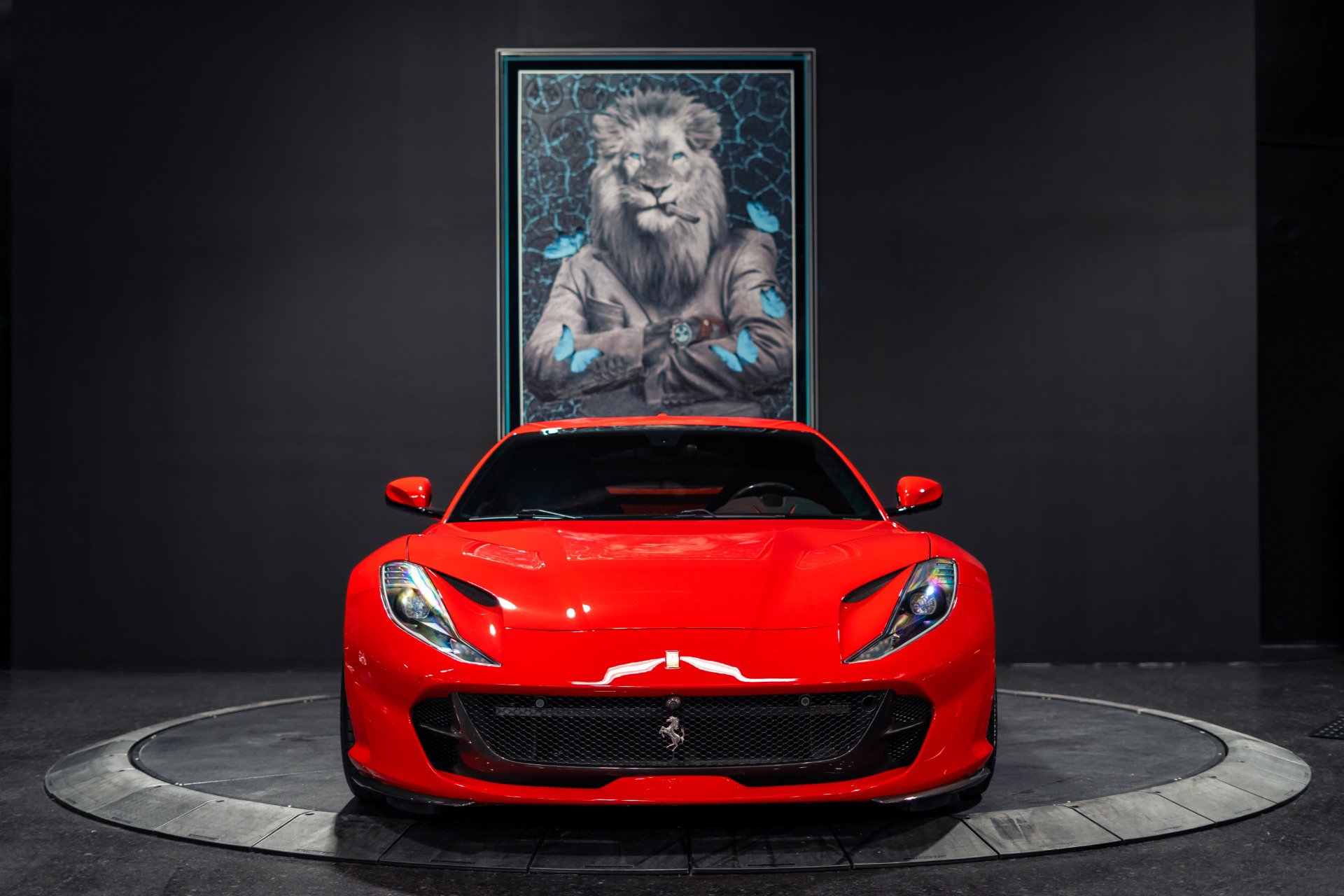 Used 2019 Ferrari 812 Superfast RWD image 42
