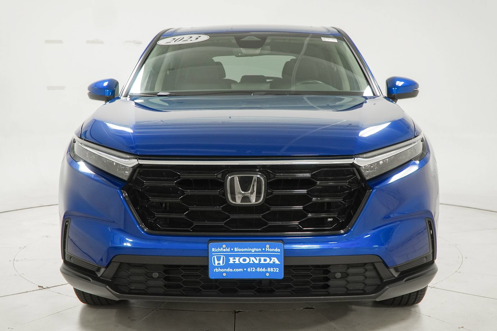 Used 2023 Honda CR-V EX-L image 3