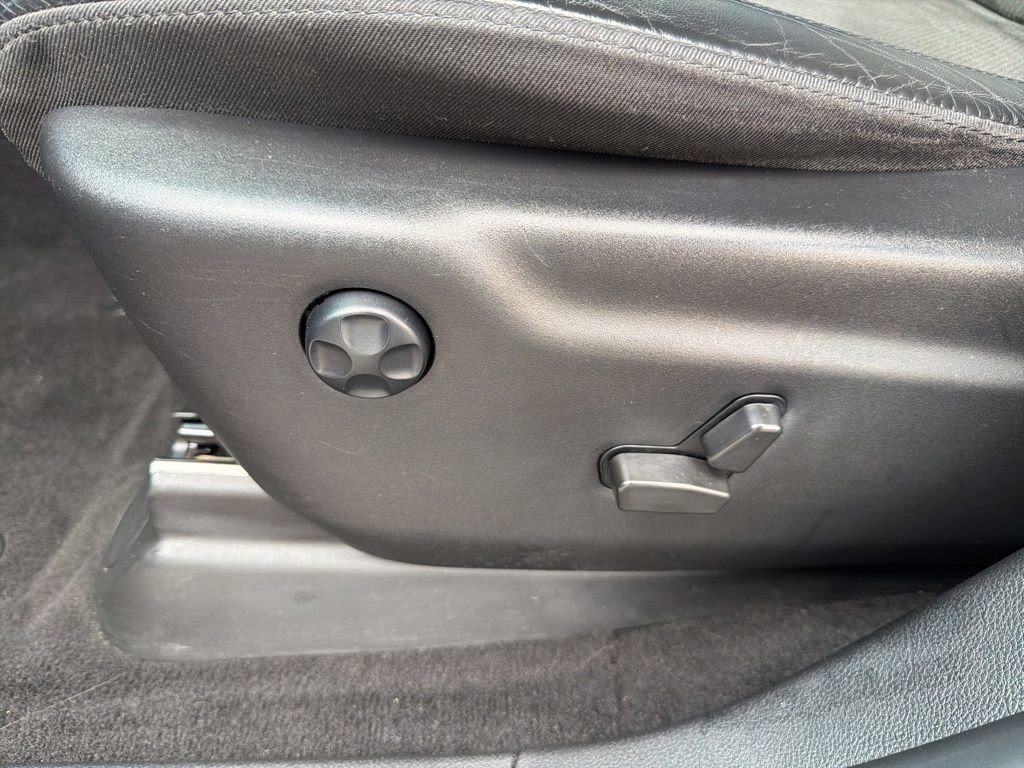 Used 2021 Jeep Grand Cherokee Laredo X image 15