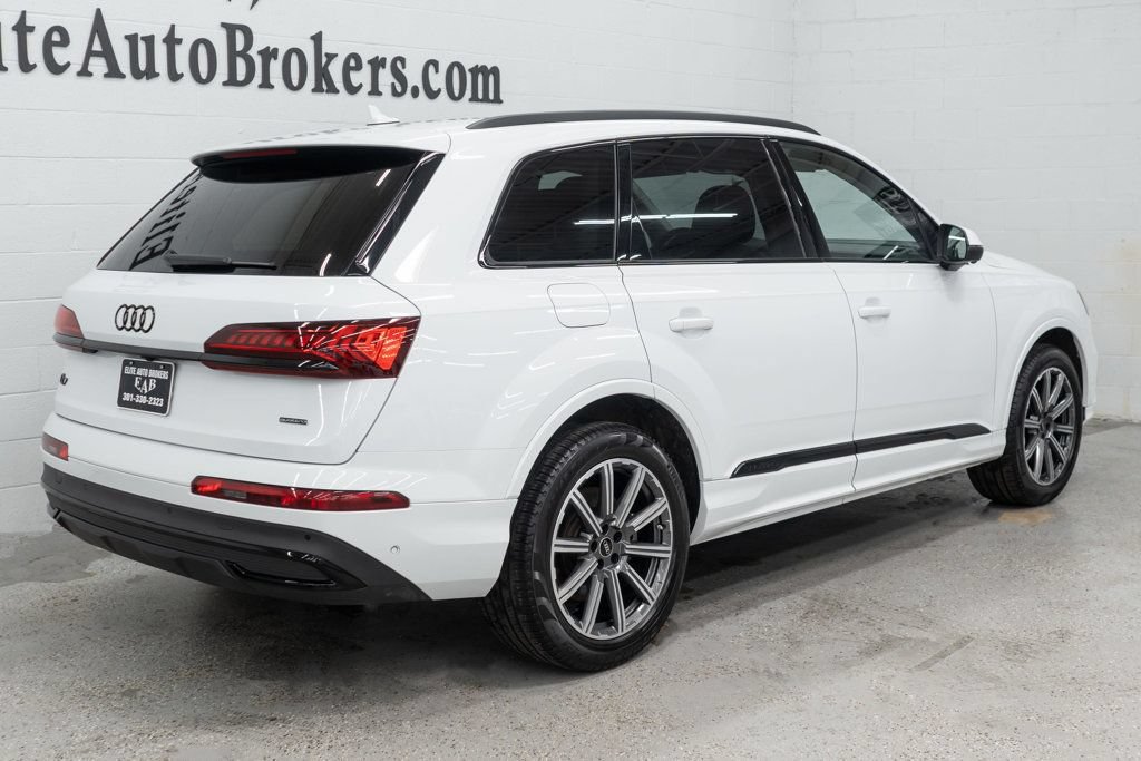 Used 2023 Audi Q7 2.0T Premium Plus w/ Premium Plus Package AWD/4WD image 42