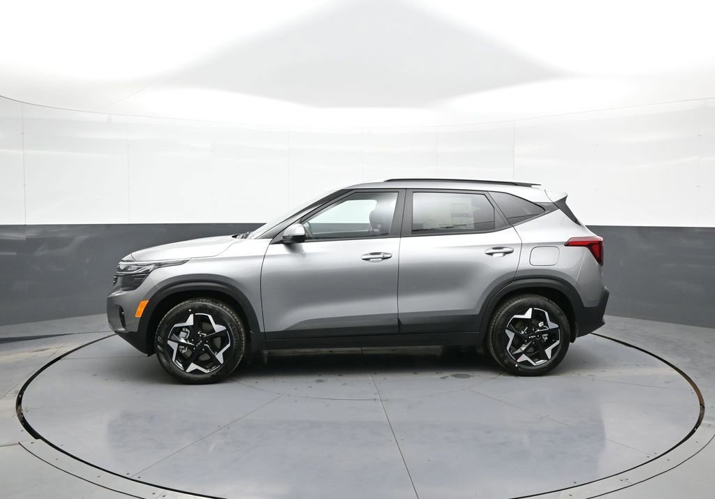 New 2025 Kia Seltos S image 9