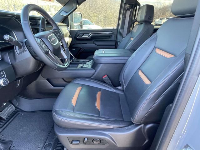 Used 2024 GMC Sierra 2500 AT4 w/ AT4 Premium Plus Package image 13