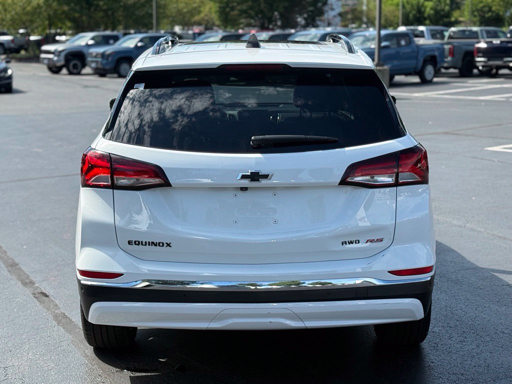 Used 2023 Chevrolet Equinox RS w/ RS Leather Package AWD/4WD image 6