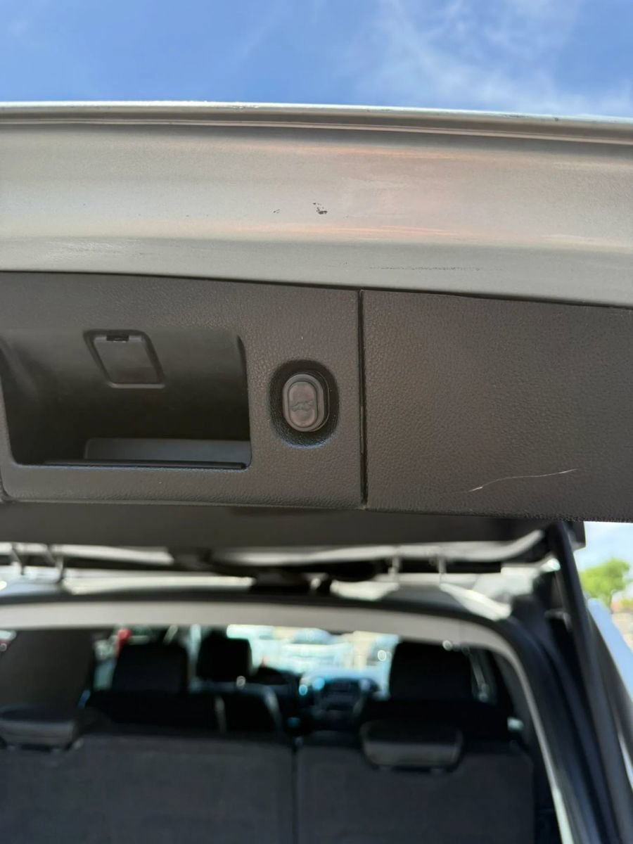 Used 2018 Chevrolet Tahoe Premier RWD image 20