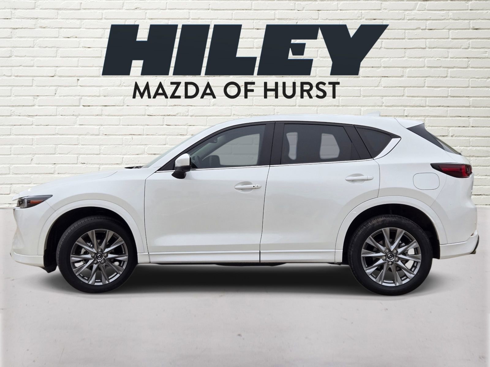 Certified 2025 MAZDA CX-5 AWD 2.5 S w/ Premium Plus Pkg image 3