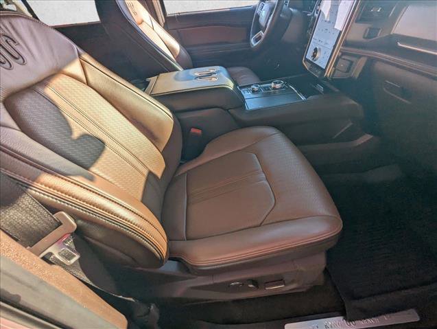 Used 2024 Ford Expedition King Ranch image 22