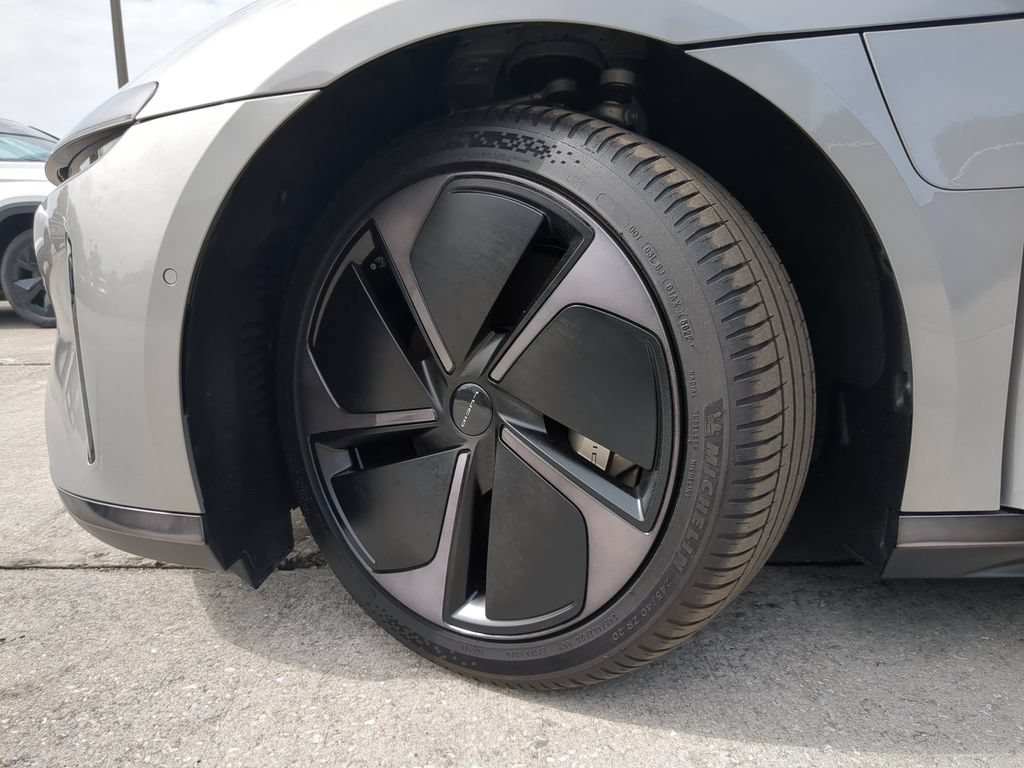 Used 2024 Lucid Air Touring AWD/4WD image 33