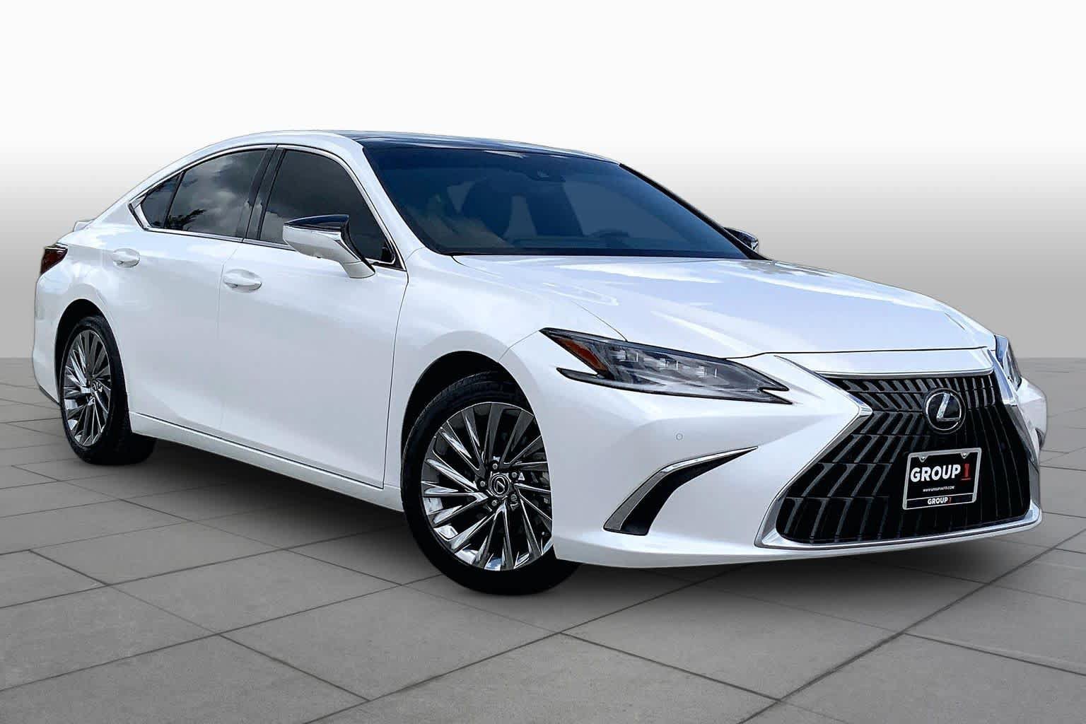 Used 2025 Lexus ES 350 Ultra Luxury FWD image 3