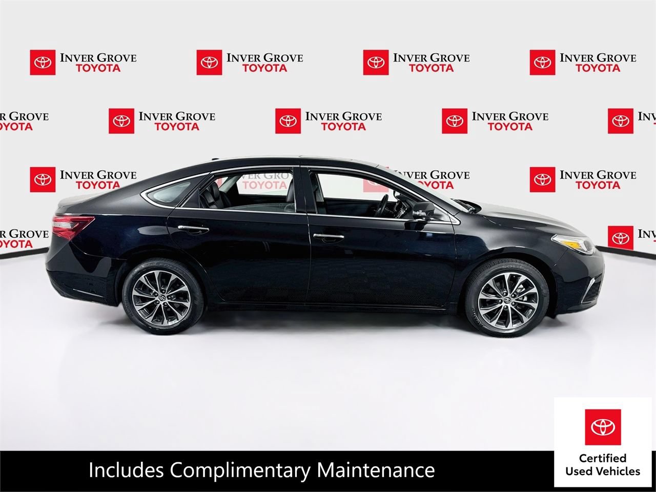Certified 2018 Toyota Avalon XLE Premium w/ Carpet Mat Package FWD image 4