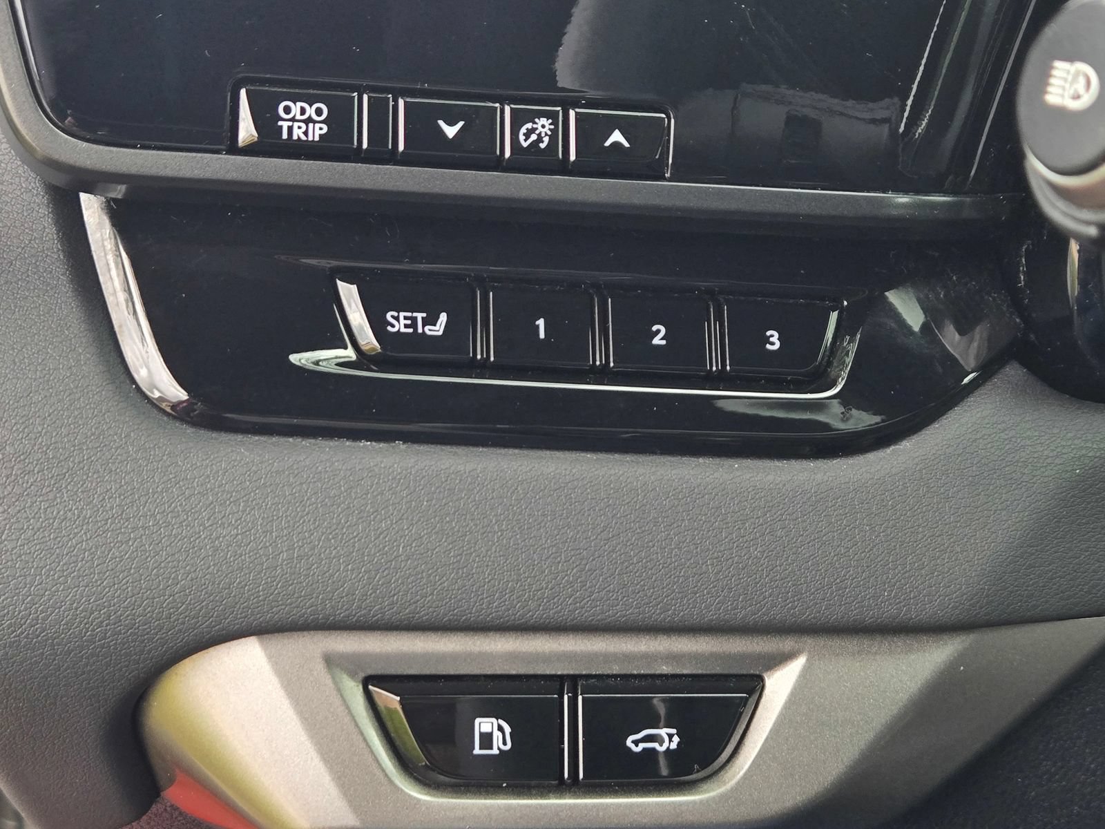 Used 2023 Lexus RX 350 FWD w/ Accessory Package (Z1) image 22