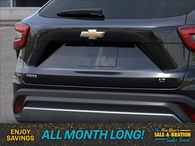 New 2026 Chevrolet Trax LT w/ Driver Confidence Package image 14