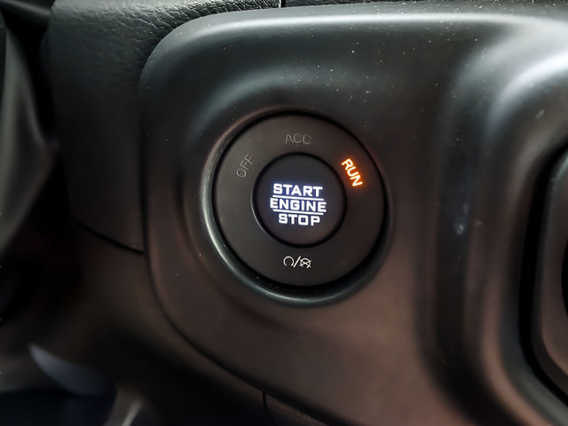 Used 2023 Jeep Wrangler Unlimited Sahara w/ Cold Weather Group AWD/4WD image 16