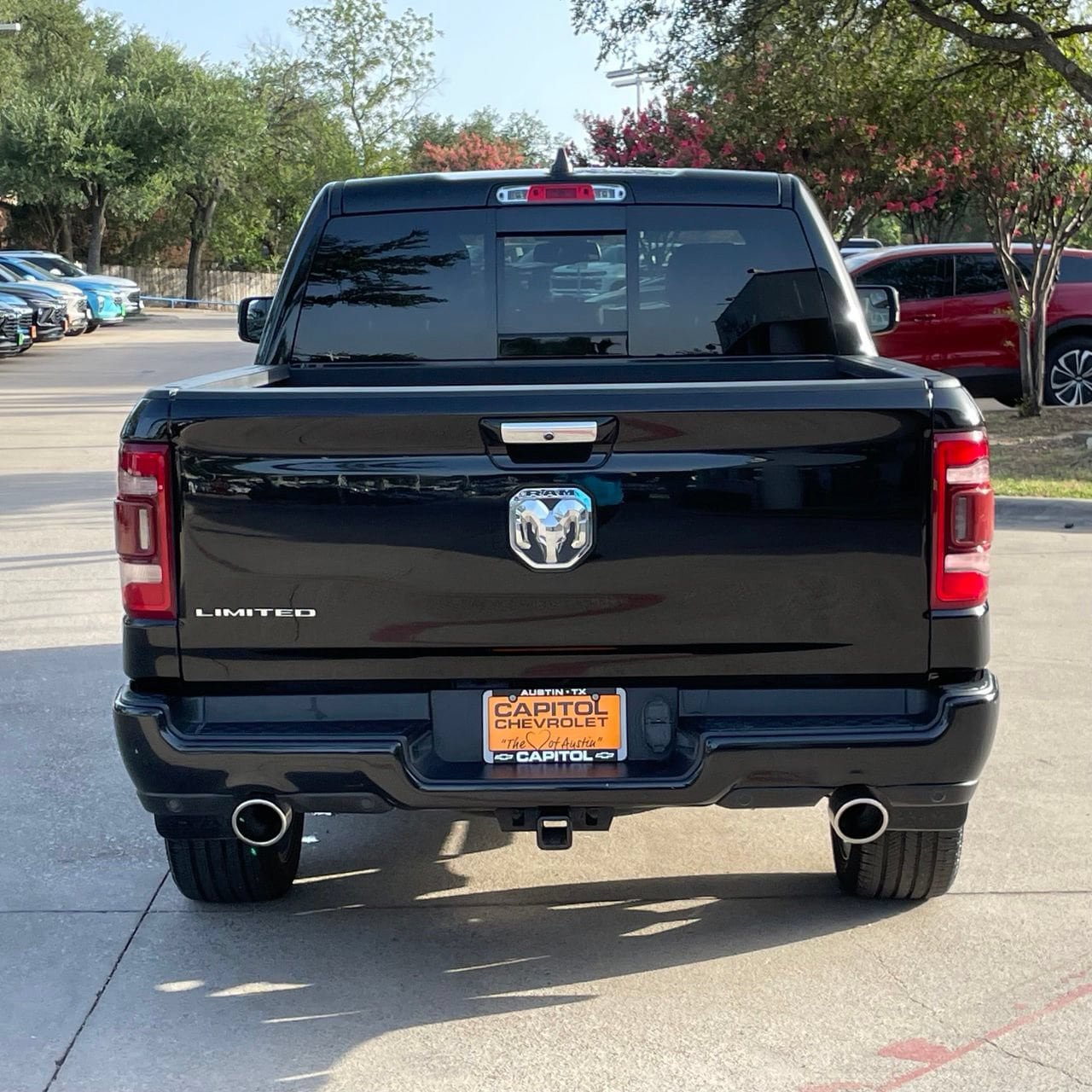 Used 2020 RAM 1500 Limited w/ Body Color Bumper Group RWD image 5
